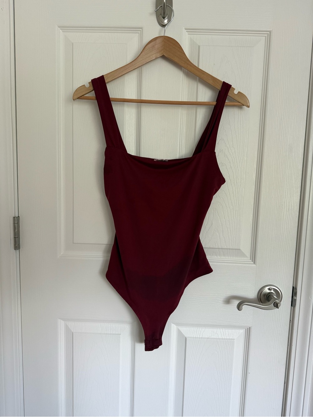 Women’s Le Lis Bodysuit Cranberry Open Back Size M